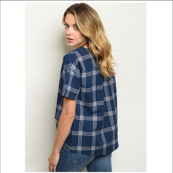 plaid top-NEW - Picture 2 of 4